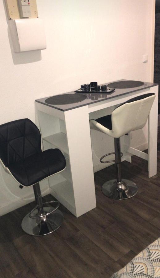 Studio Catho Plein Pied Apartment Lille Bagian luar foto